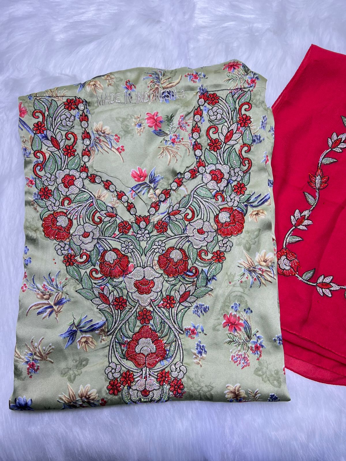 Luxury Embroidered Cotton Mukhawar with shaila (B4)
