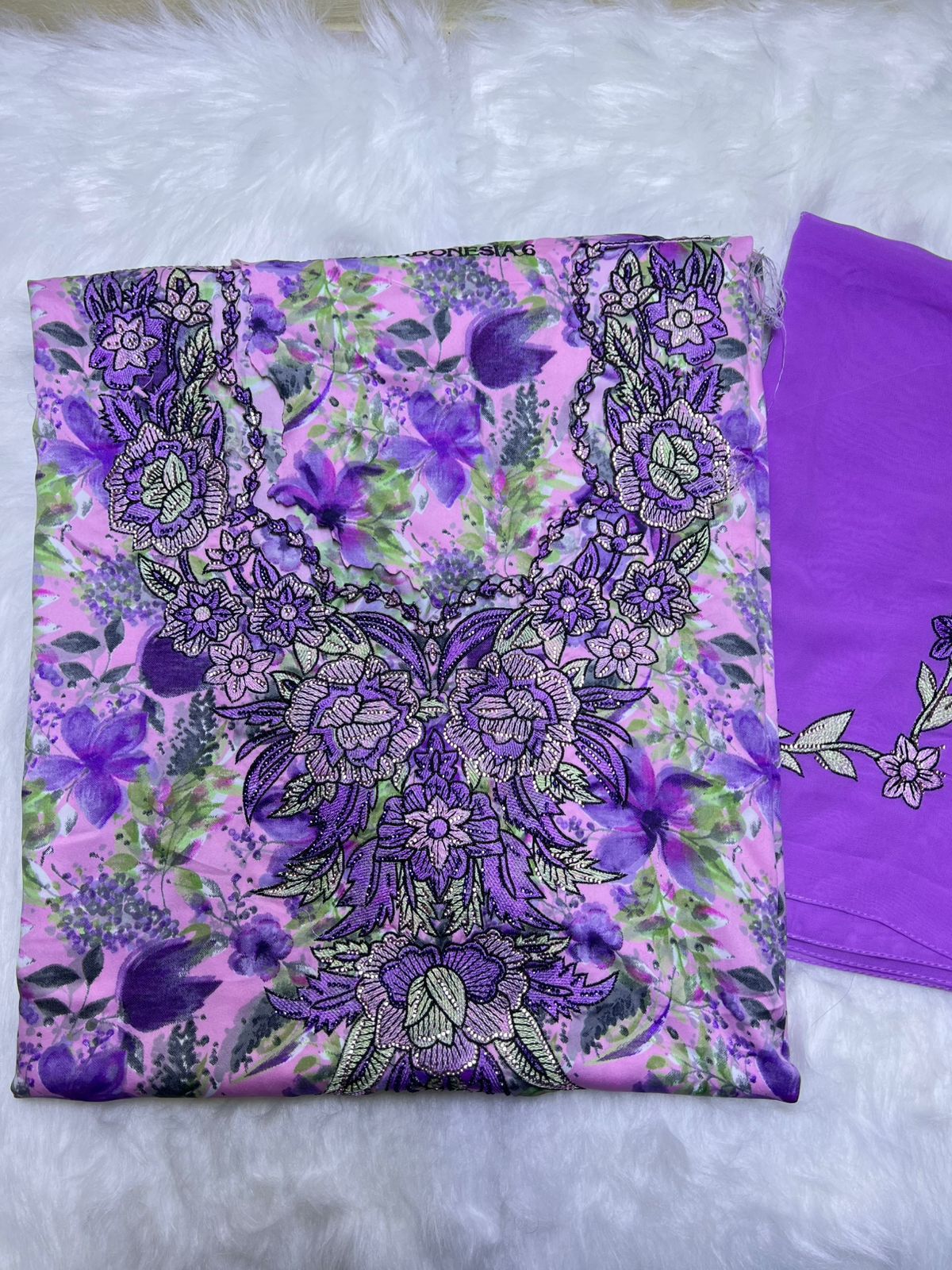 Luxury Embroidered Cotton Mukhawar with shaila (B5)