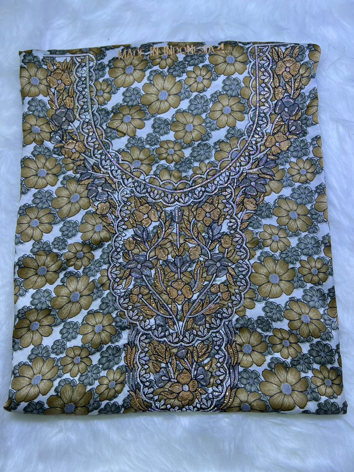 Luxury Embroidered Cotton Mukhawar (C8)