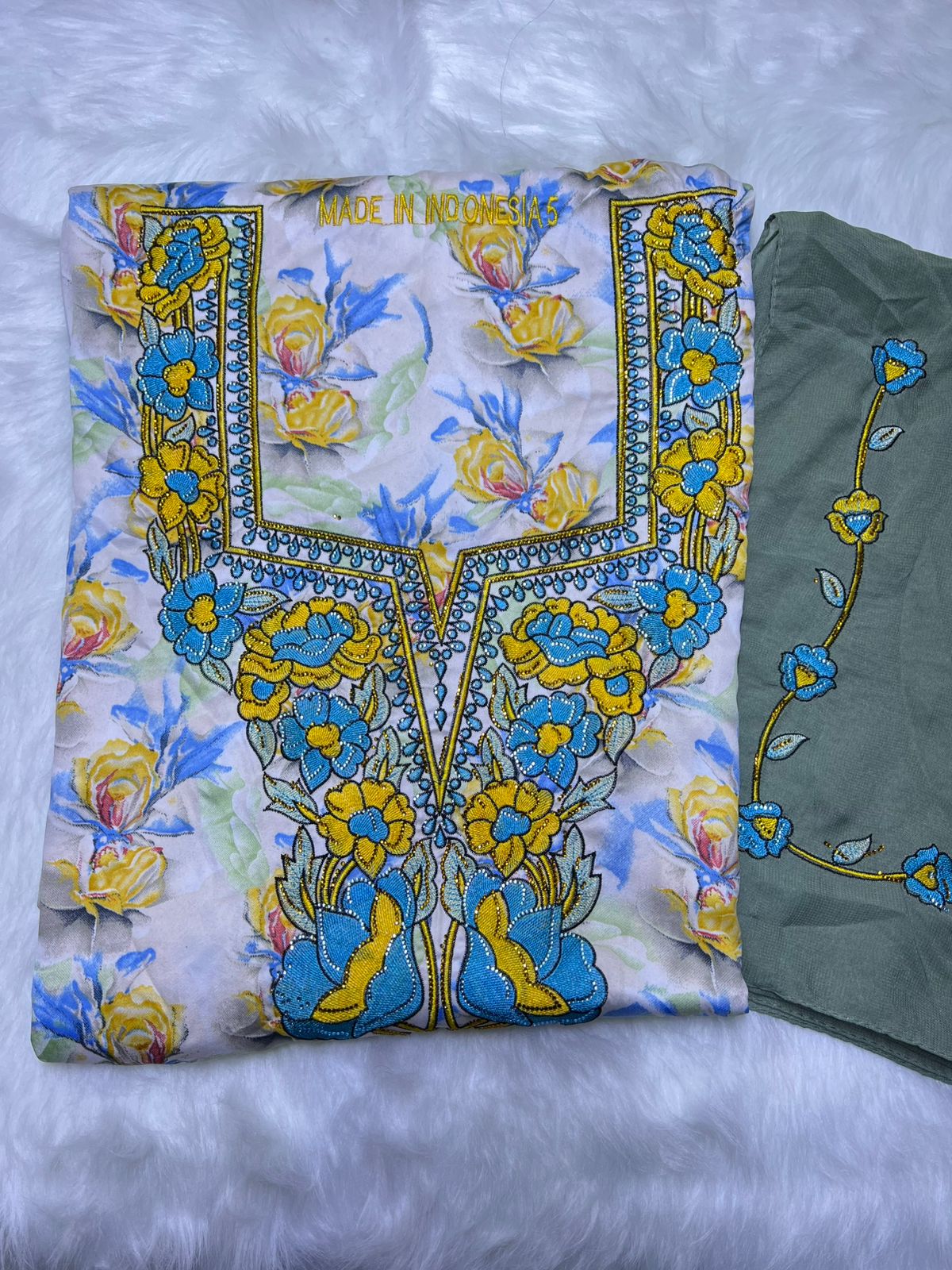Luxury Embroidered Cotton Mukhawar with shaila (B6)