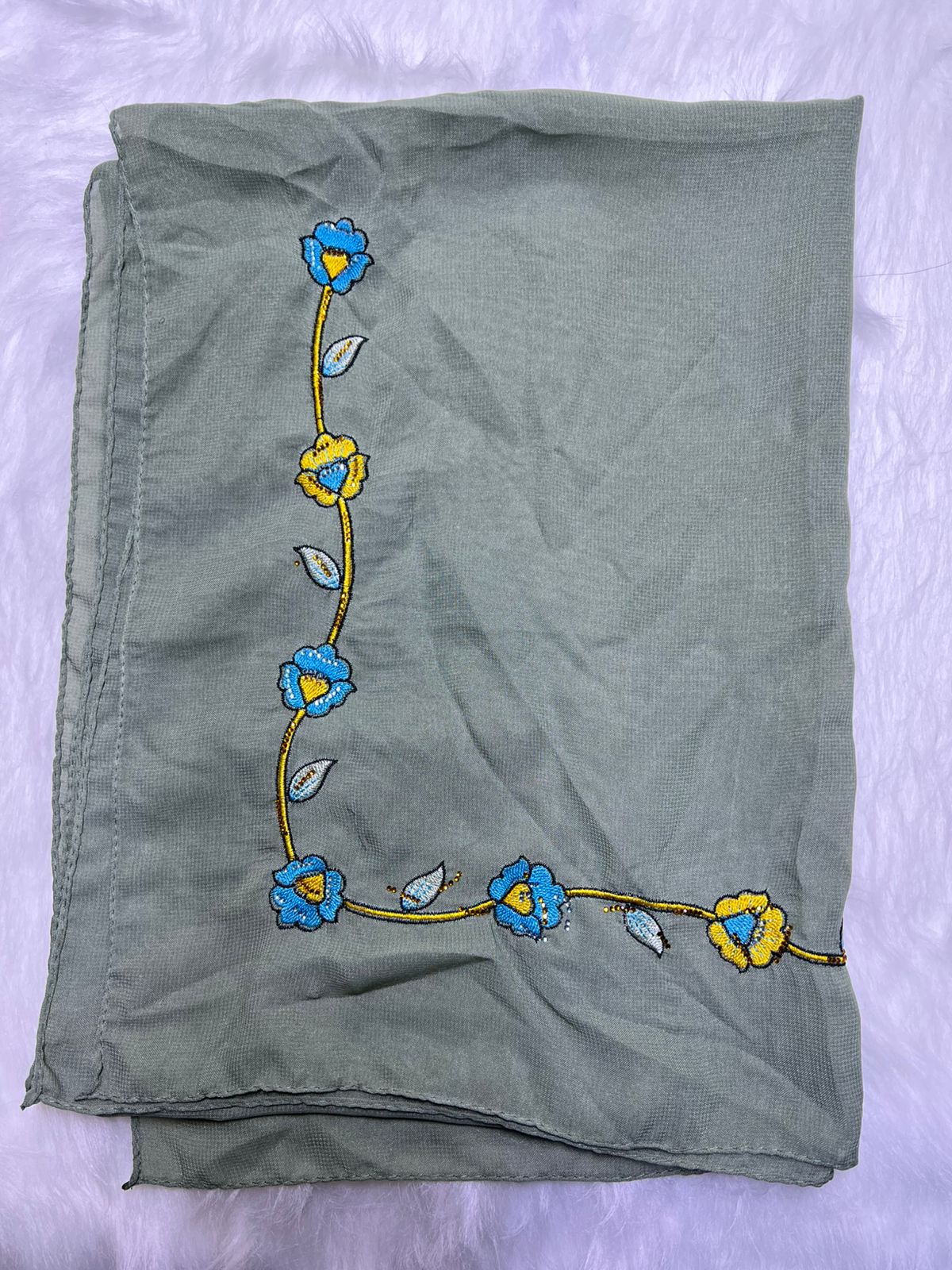 Luxury Embroidered Cotton Mukhawar with shaila (B6)