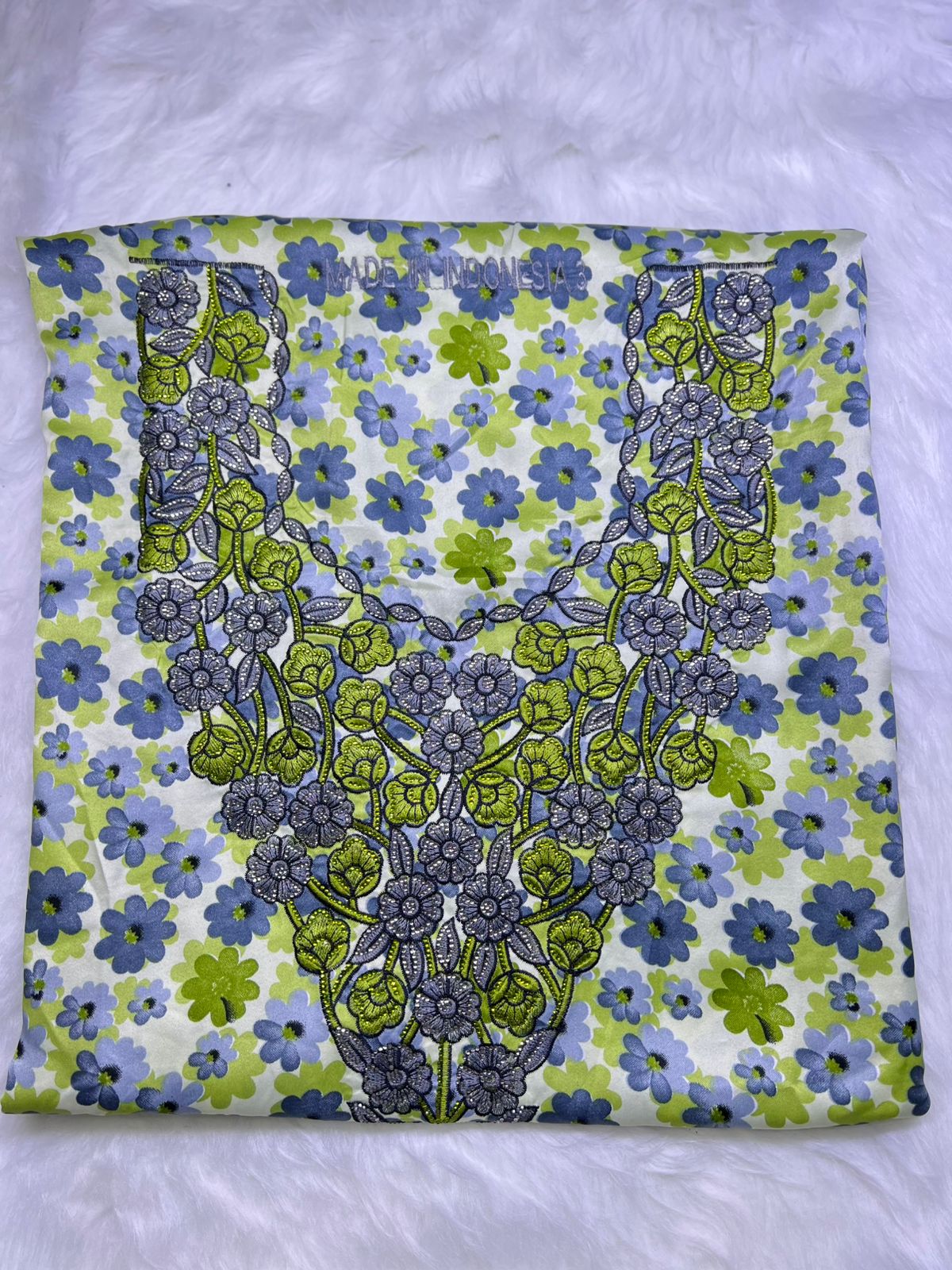 Luxury Embroidered Cotton Mukhawar (C8)
