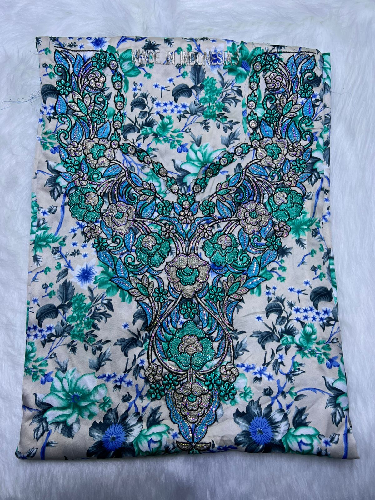 Luxury Embroidered Cotton Mukhawar with shaila (B4)