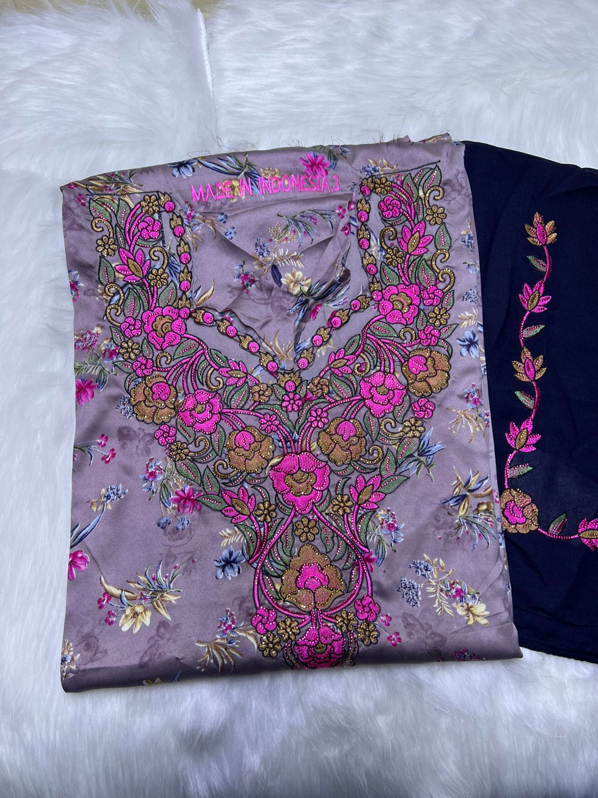 Luxury Embroidered Cotton Mukhawar with shaila (B4)