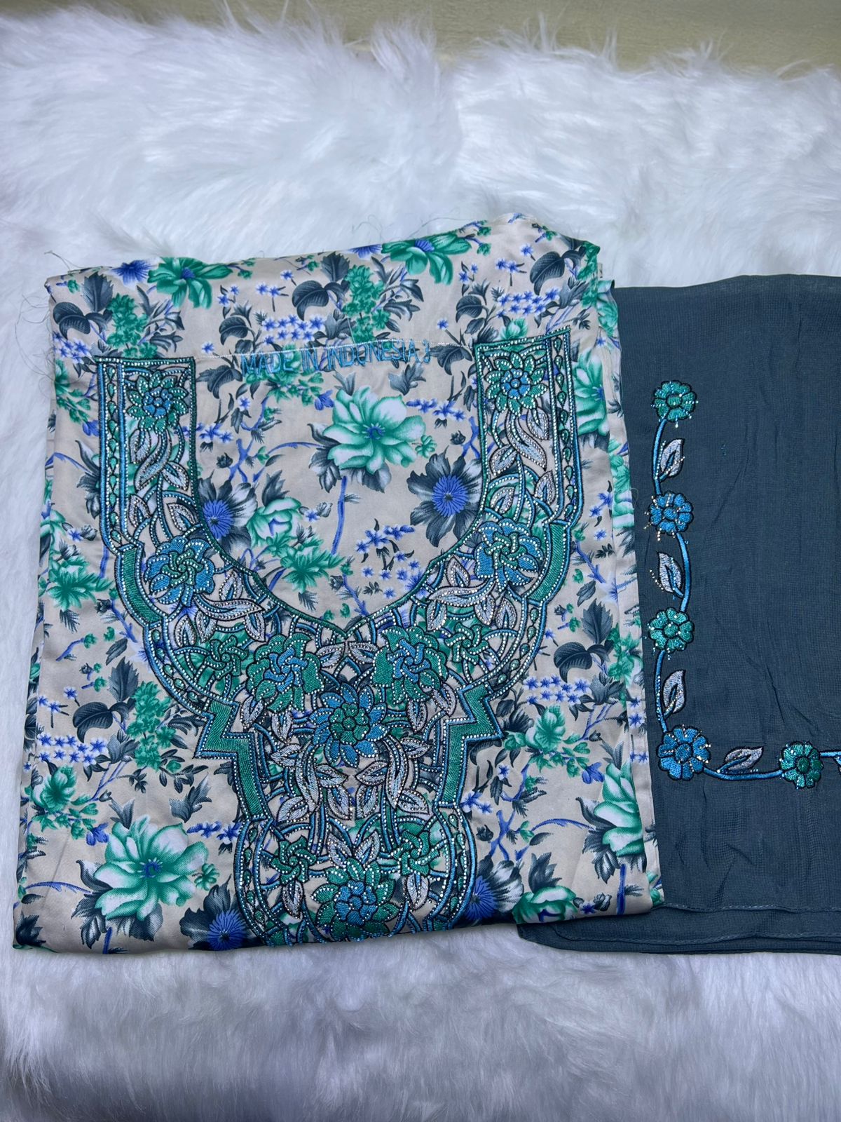 Luxury Embroidered Cotton Mukhawar with shaila (B3)