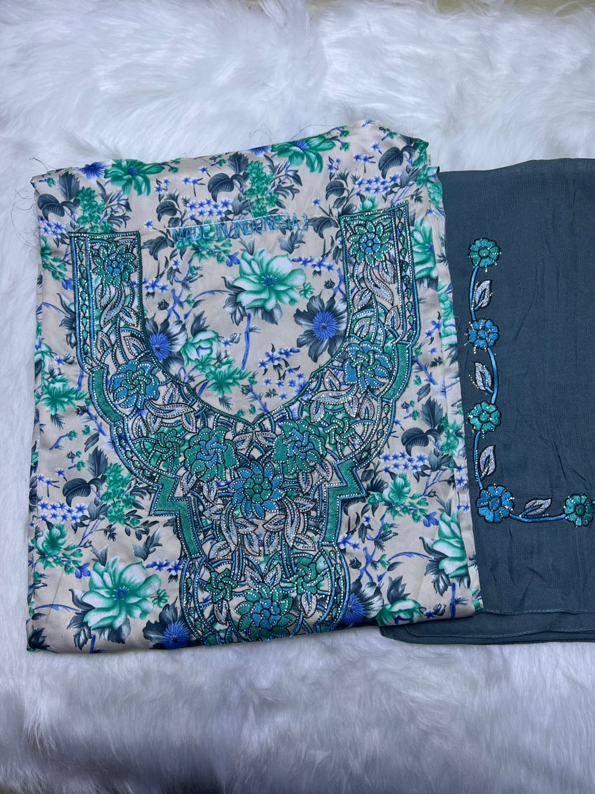 Luxury Embroidered Cotton Mukhawar with shaila (B3)